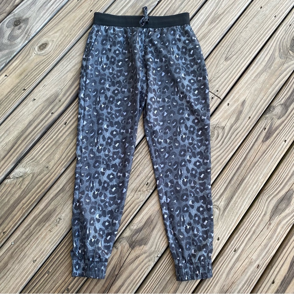 Victoria Sport Victoria’s Secret Leopard Print Jogger